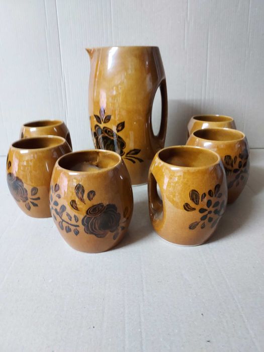 Conjunto jarro com 6 canecas barril c/ flor