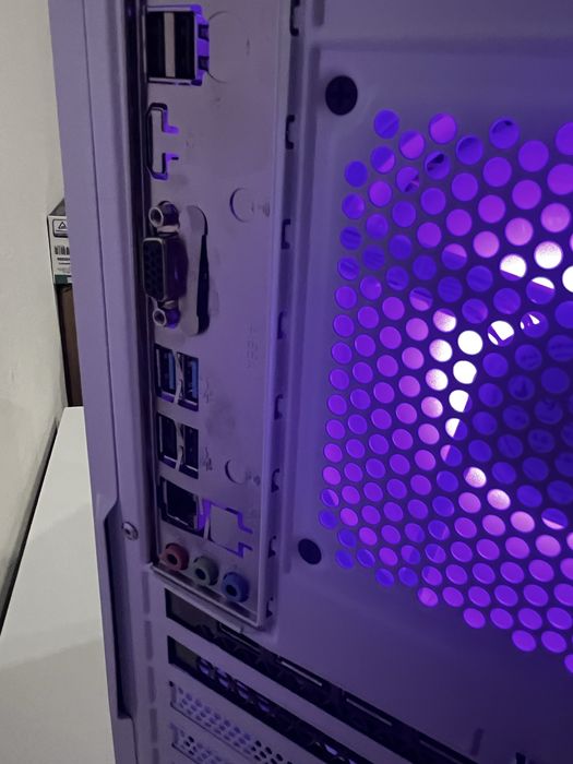 Komputer Gamingowy | RTX3060TI | Ryzen 5 | 16GB ram | SSD