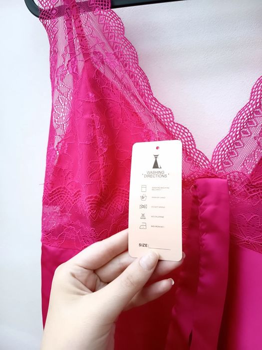 Vestido de Lingerie Rosa Fúcsia