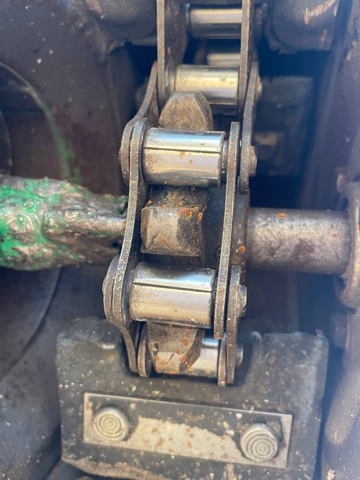 Продам комбайн Volvo - 800