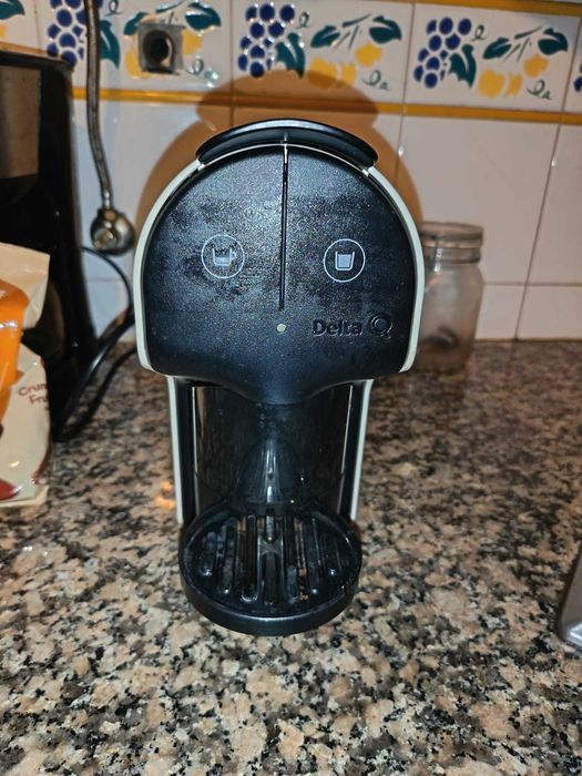 maquina de cafe capsulas delta branca para pecas