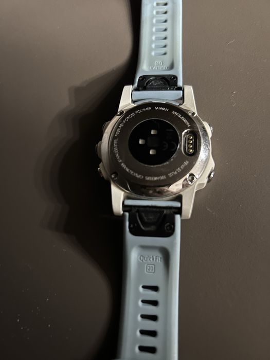 Garmin Fenix 5S Plus – GPS, multisport, muzyka, mapy – stan dobry