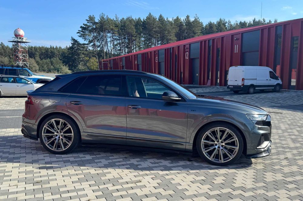 Комплект оригінальних дисків Audi SQ8 R23 + літня гума Hankook Ventus