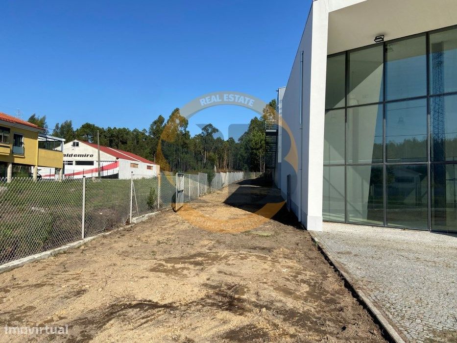 Armazém Industrial em Ovar - Junto à EN109