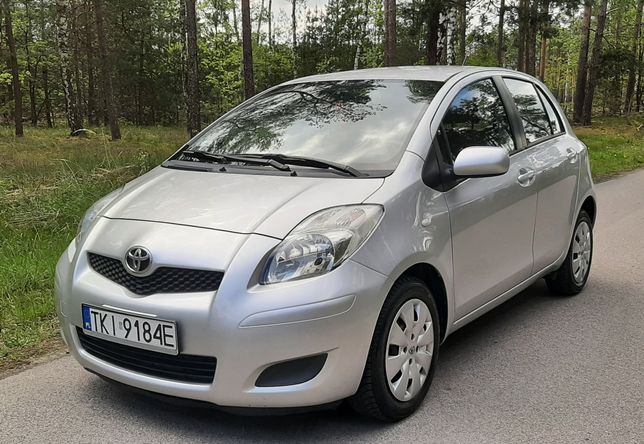 Toyota Yaris 1,3 Samochody osobowe OLX.pl