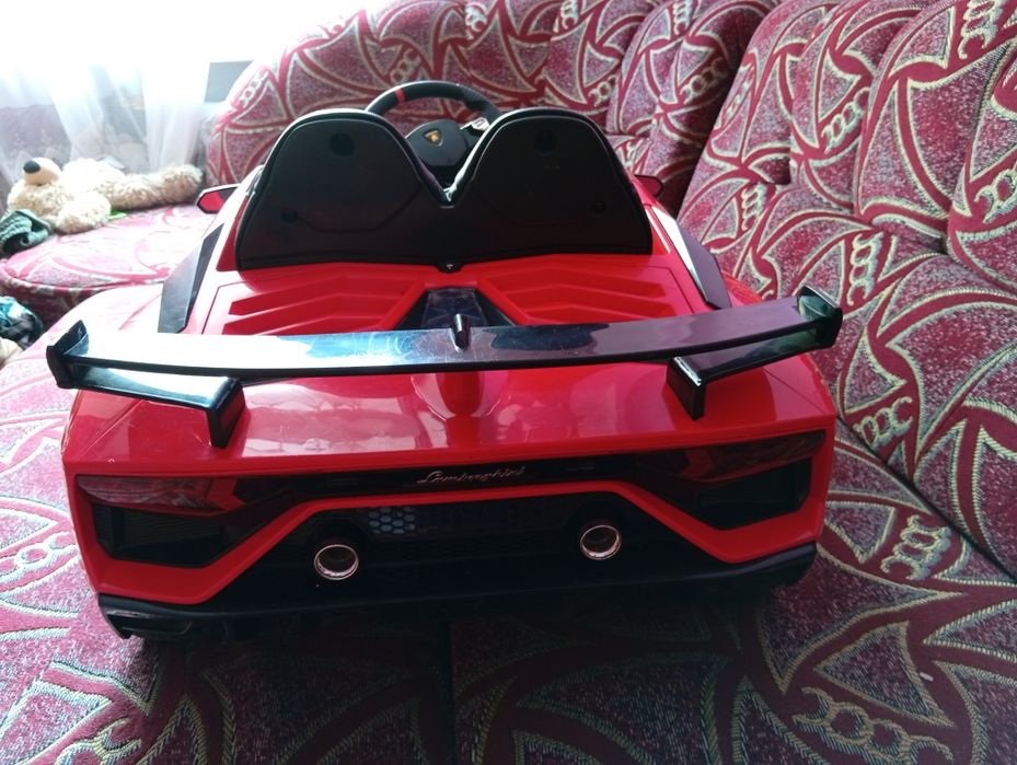 Автомобіль дитячий
