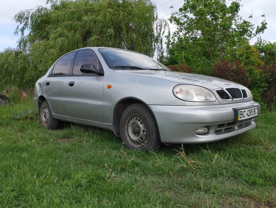 Продається автомобіль  Део Ланос