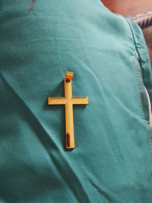 Cruz ouro banha chinês