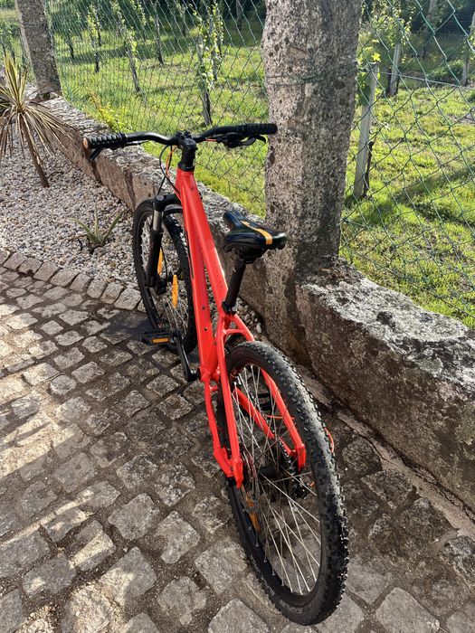 Ktm vermelha para adolescente tamanho das rodas 24