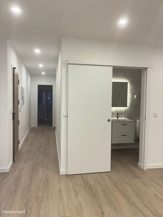 Apartamento T4 Barreiro Remodelado