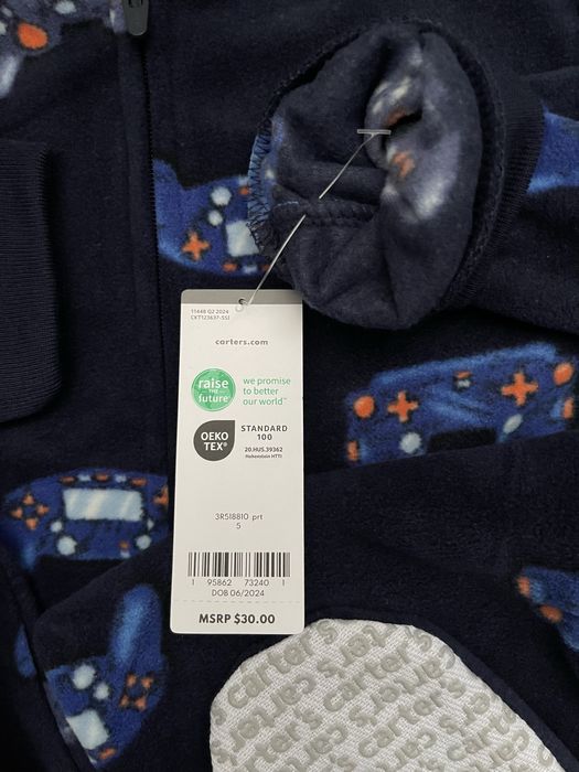 Флісовий чоловічок піжама Carter’s, на 5 років (105-110 см), НОВИЙ.