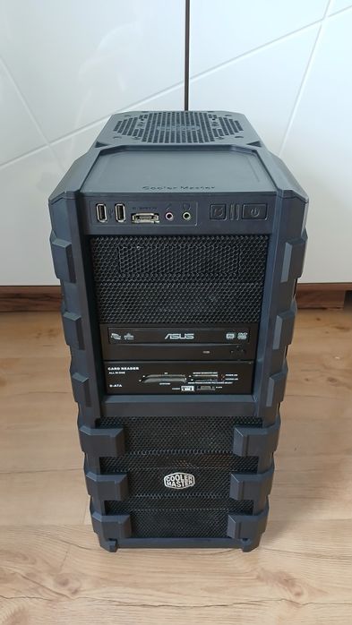 Komputer i7 7700--i3 10100 DDR4 16Gb GtX1070 8Gb RayT SSD 1T WiN11 DVD