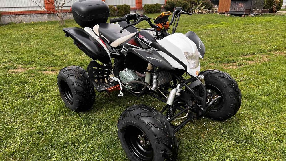 Квадроцикал вайпер 200
