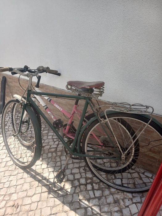 Bicicleta pasteleira antiga