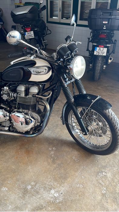 Triumph Boneville t100