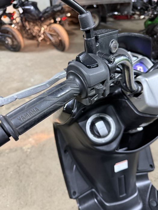 Японський максіскутер Yamaha magesty 155 кубів з Японії