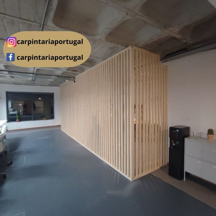 Mobíliario para recepção e comércio