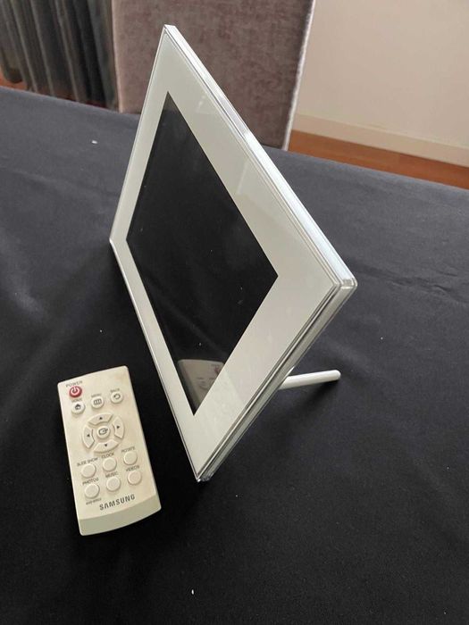 Moldura digital de fotografias Samsung