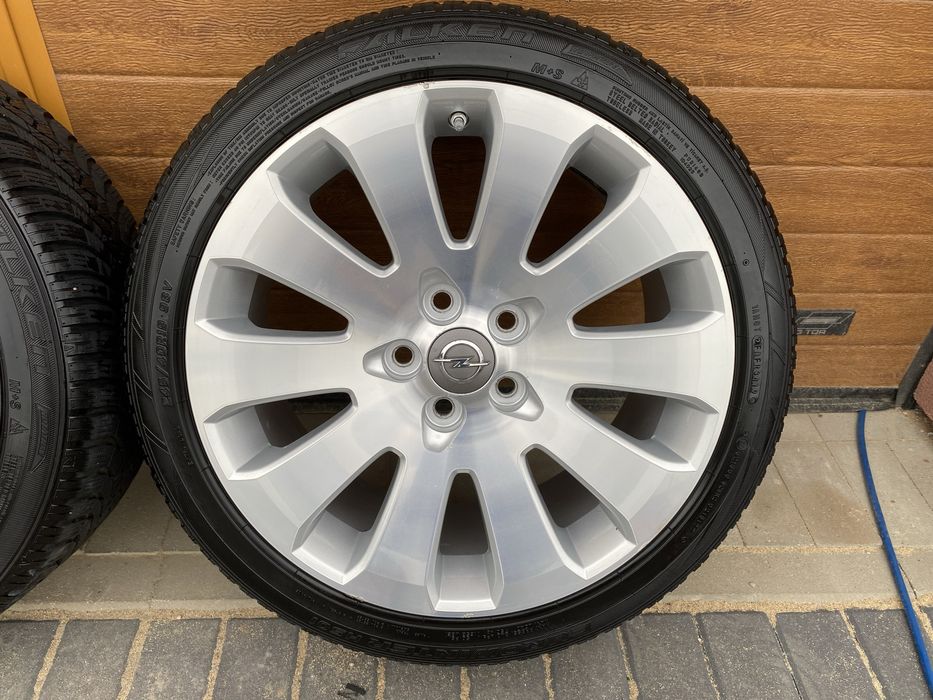 Alufelgi GM koła Opel Insignia A 19 cali 245/40/19 felgi  alusy czujniki