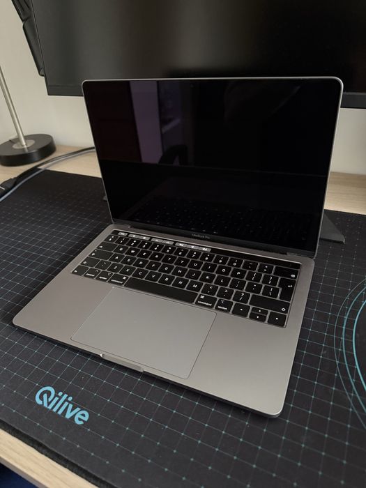 MacBook pro 13.3” Touch Bar | i5 | 8GB RAM | 128GB SSD | Stan idealny