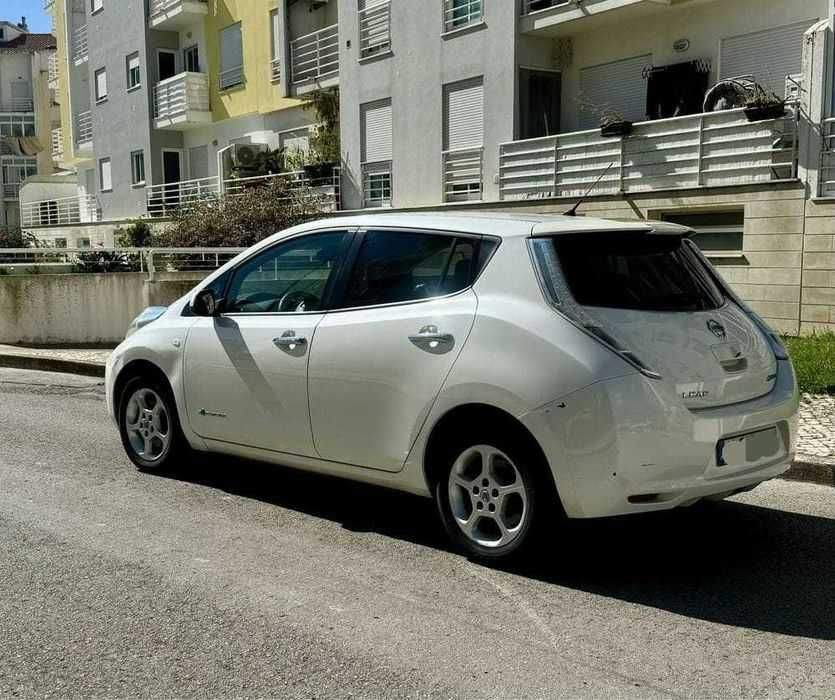 NISSAN Leaf Elétrico