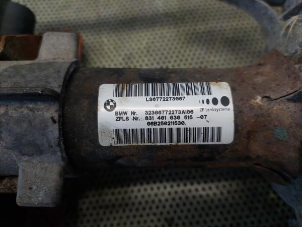 Coluna de direção BMW 1 (E81)