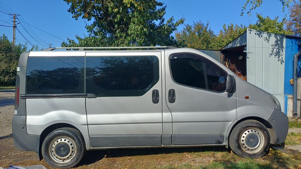 Продам Opel vivaro 1.9 CDTI