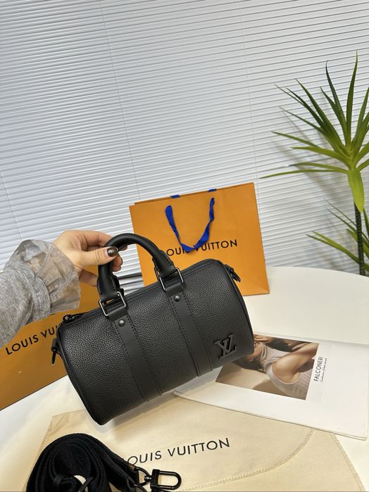 Сумка кожаная Louis vuitton мужская бочонок черная оригинал keepall