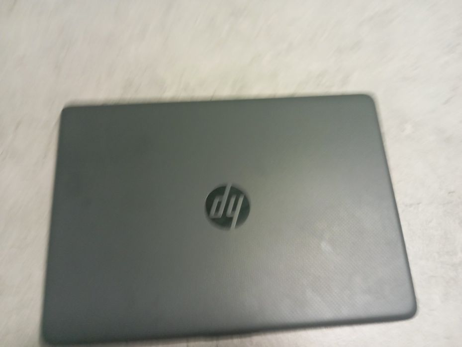Ноутбук  HP 240 G8 Notebook PC Позвоните мне номер в описание