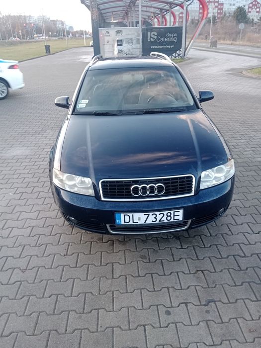 Audi a4 b6 1.9tdi kombi,hak,klima