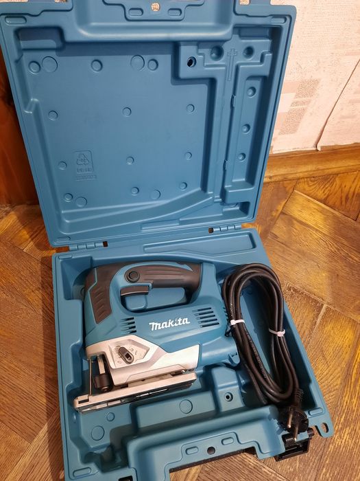 100% оригінал!!Лобзик Makita JV 0600,650вт в кейсі