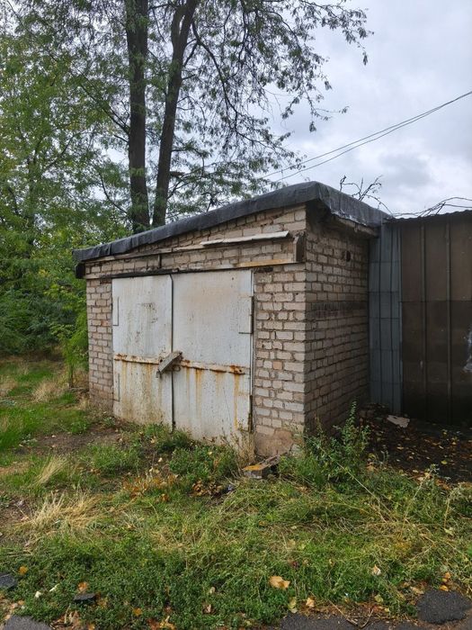 Продам гараж центрально-гор район