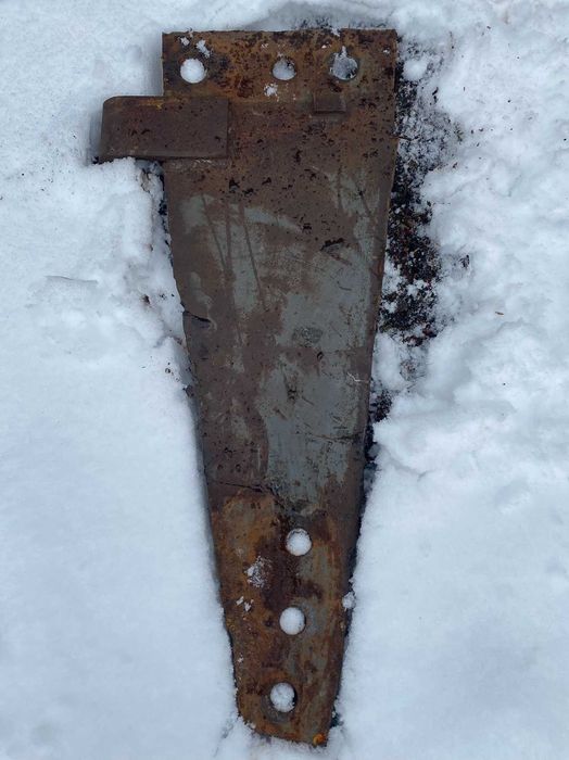 Продам стойку плуга ПЛН 3-35