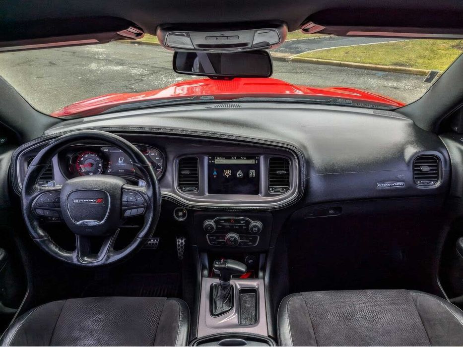 Dodge Charger      2019