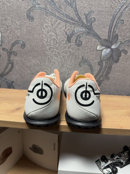 Футзалки Nike Tiempo Legend 9