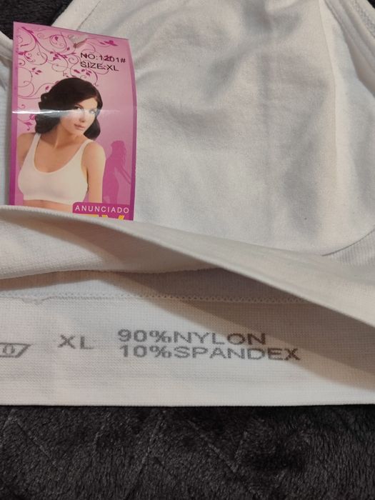 Miękki biustonosz biały