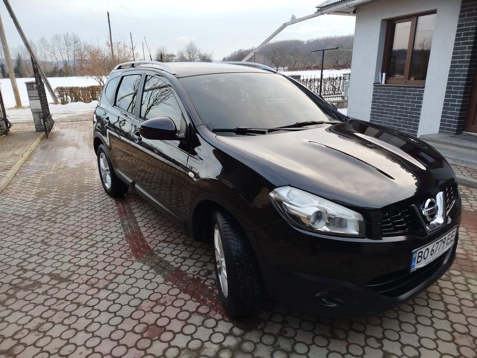 Нісан Кашкай +2 2010 рік 1.5 дизель