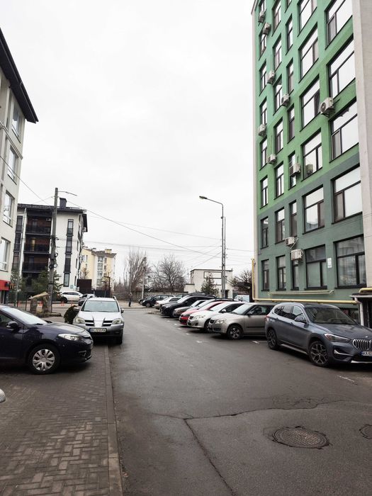 Продам 1 кімн. квартиру вул. С. Колоса буд 3  м. Васильківська  Ашан