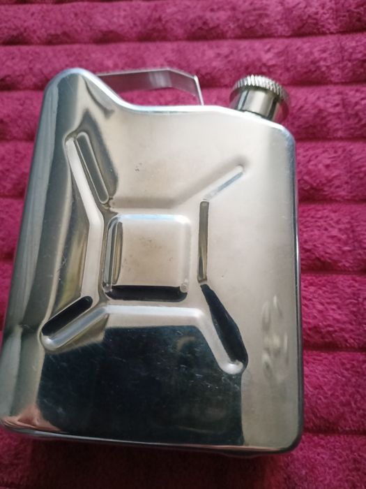 Piersiówka mini metalowa nierdzewna