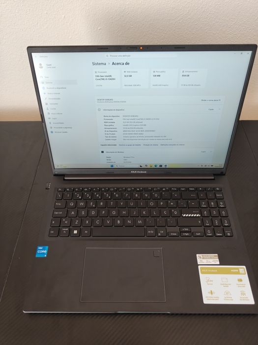 ASUS Vivobook F1650V