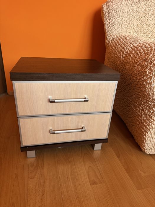 Dwie szafki nocne