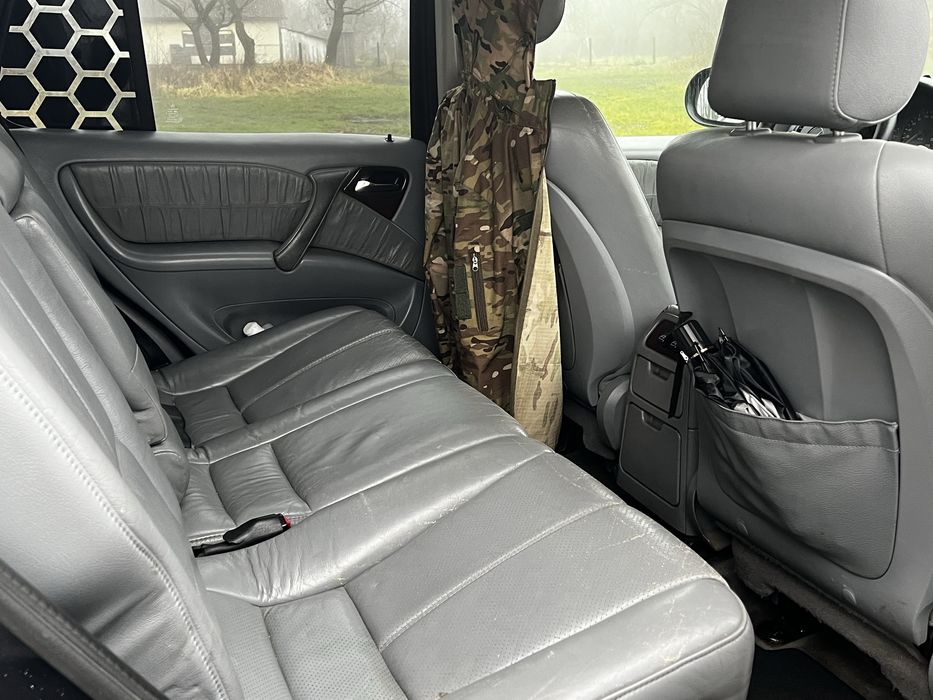 Mersedes-Benz ML270 автомат