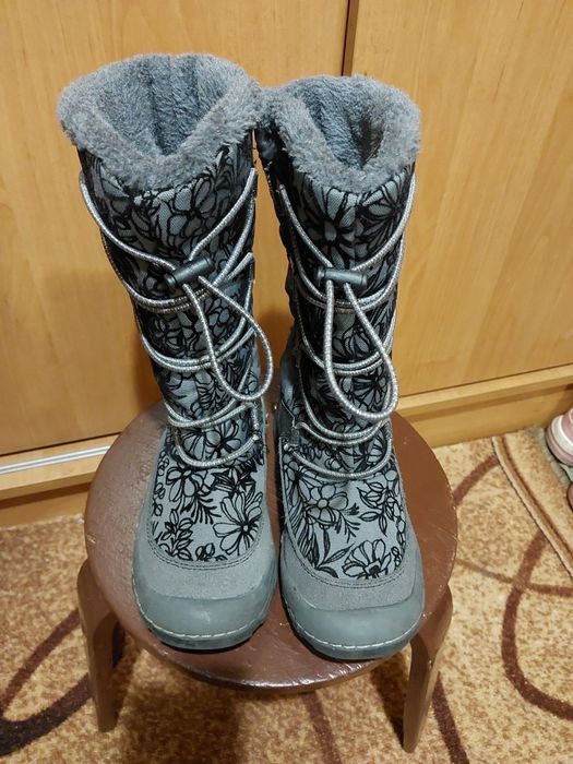 Термочоботи фірми Desigual 29 размер