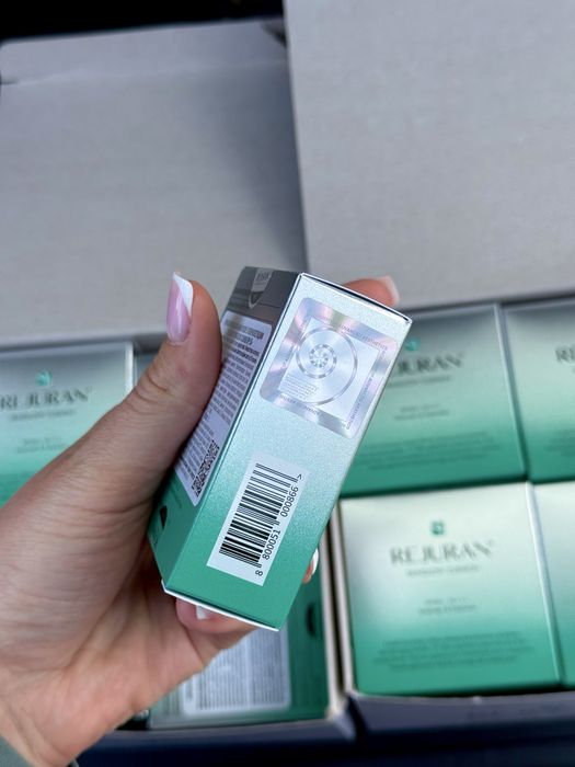 КУШОН REJURAN skinglow cushion spf50 +
