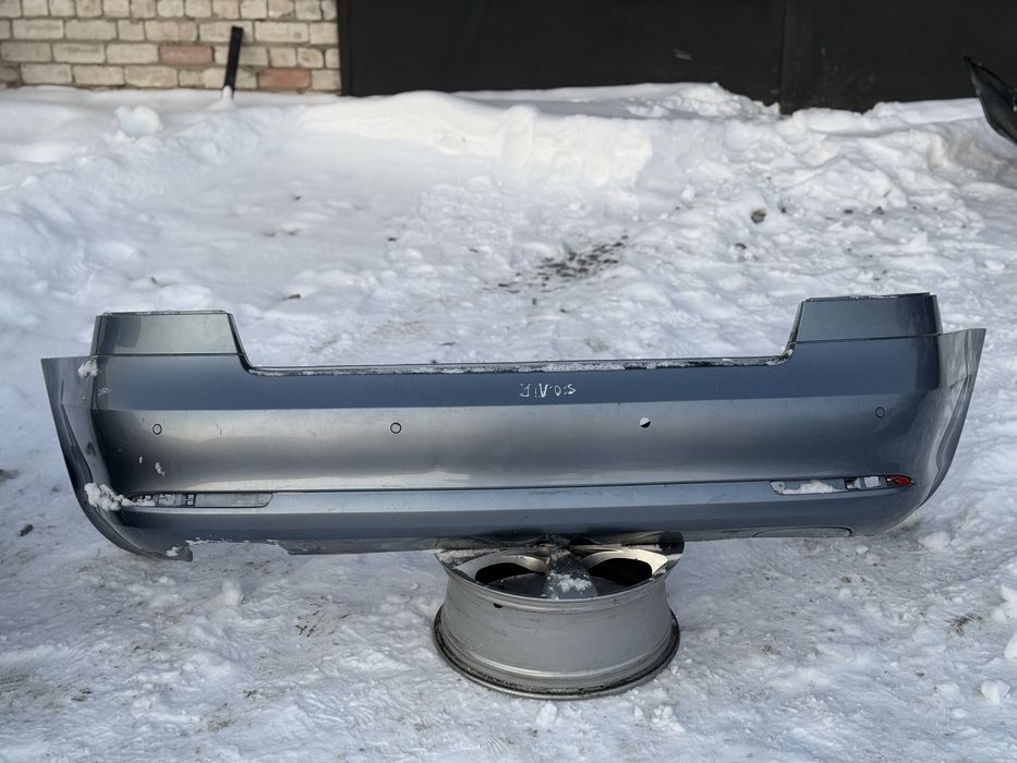 Задній бампер Škoda Octavia A5 рестайлінг / дорестайл, під парктроніки