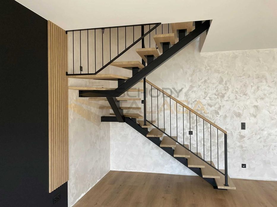 Schody metalowe, nowoczesne schody loft na konstrukcji stalowej