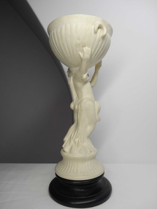 Aniołek Putto figura