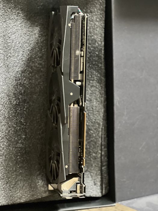 Відеокарта RX480 8gb asus  strix gaming