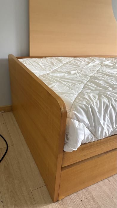 Cama de solteiro (dupla)