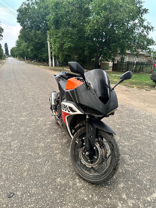 Мотоцикл ml250cbr